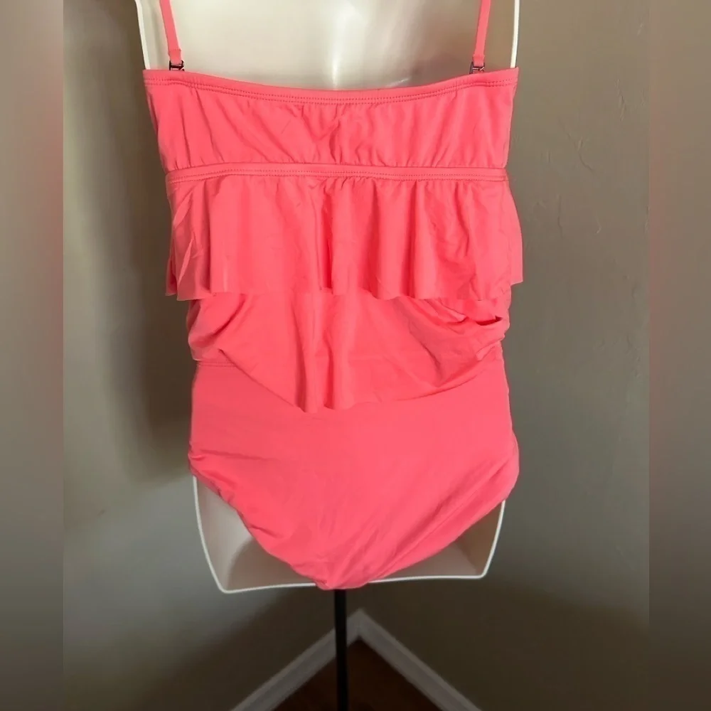 Kenneth Cole Reaction bikini - Picture 4 of 8